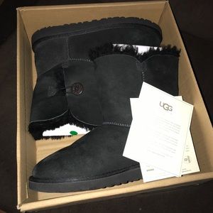 Black UGGS